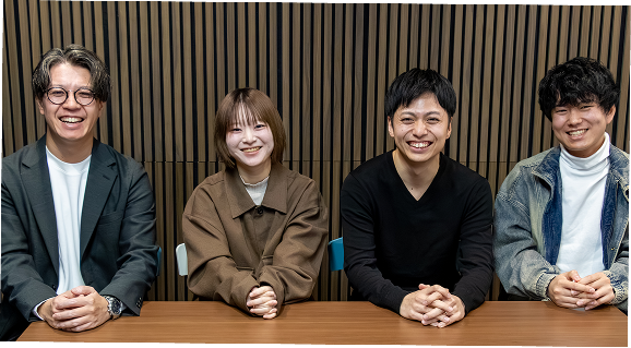 座談会メンバーの集合写真