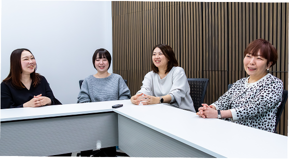 座談会中の写真1